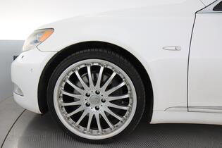 Lexus LS vaihtoauto