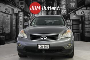 Nissan Skyline vaihtoauto