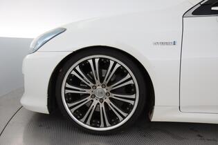 Toyota Crown vaihtoauto