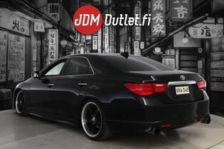 Toyota Mark X vaihtoauto