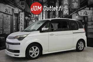 Toyota BB vaihtoauto