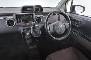 Toyota BB vaihtoauto