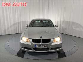 BMW 320 vaihtoauto