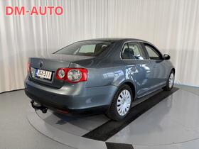 Volkswagen Jetta vaihtoauto