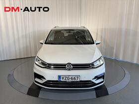 Volkswagen Touran vaihtoauto