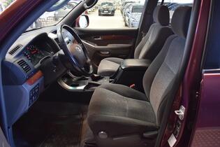 Toyota Land Cruiser vaihtoauto