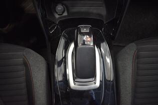 Peugeot e-2008 vaihtoauto