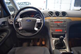 Ford Galaxy vaihtoauto