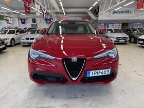 Alfa Romeo Stelvio vaihtoauto