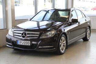 Mercedes-Benz C vaihtoauto