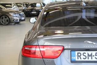 Jaguar XE vaihtoauto