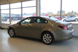 Opel Insignia vaihtoauto