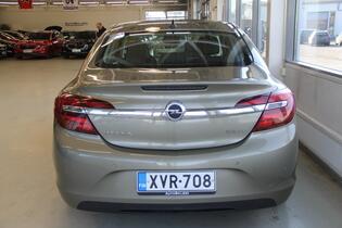 Opel Insignia vaihtoauto