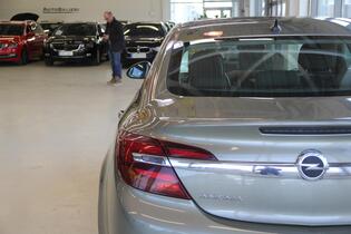 Opel Insignia vaihtoauto