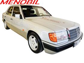 Mercedes-Benz 220 vaihtoauto