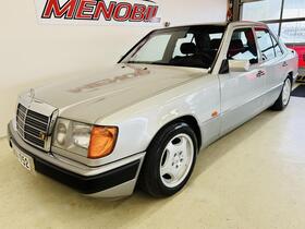 Mercedes-Benz 220 vaihtoauto