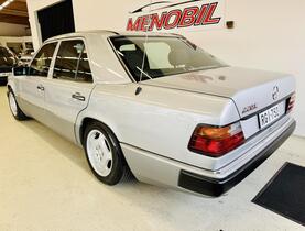 Mercedes-Benz 220 vaihtoauto