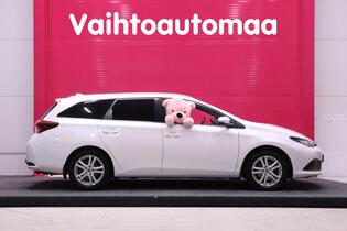 Toyota Auris vaihtoauto