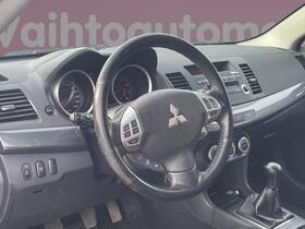 Mitsubishi Lancer vaihtoauto