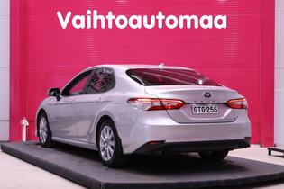 Toyota Camry vaihtoauto