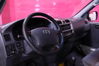 Toyota Hiace vaihtoauto
