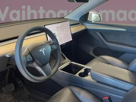 Tesla Model Y vaihtoauto