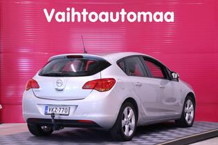 Opel Astra vaihtoauto