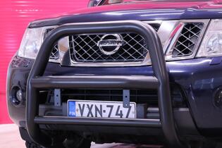 Nissan Navara vaihtoauto