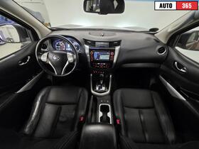 Nissan Navara vaihtoauto