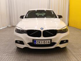 BMW 320 vaihtoauto
