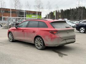 SEAT Leon Sportstourer vaihtoauto