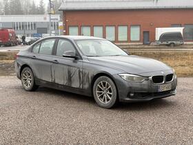 BMW 320 vaihtoauto