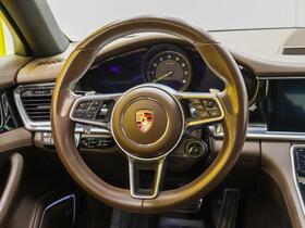 Porsche Panamera vaihtoauto
