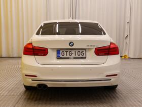BMW 330 vaihtoauto