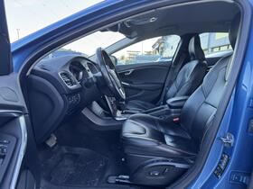 Volvo V40 Cross Country vaihtoauto