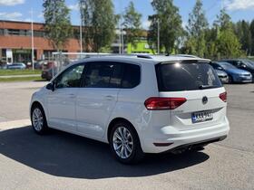 Volkswagen Touran vaihtoauto