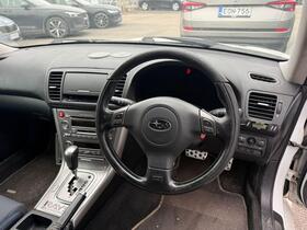 Subaru Legacy vaihtoauto