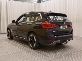 BMW iX3 vaihtoauto
