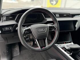 Audi Q8 e-tron vaihtoauto