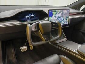 Tesla Model X vaihtoauto