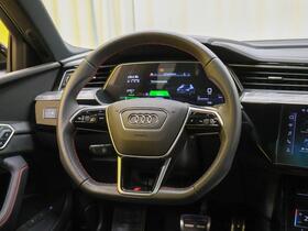 Audi Q8 e-tron vaihtoauto