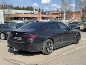 BMW i5 M60 vaihtoauto