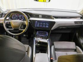 Audi Q8 e-tron vaihtoauto