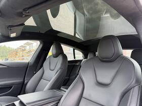 Tesla Model S vaihtoauto
