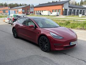 Tesla Model 3 vaihtoauto