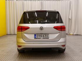 Volkswagen Touran vaihtoauto