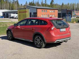 Volvo V60 Cross Country vaihtoauto