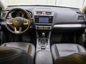 Subaru Legacy vaihtoauto