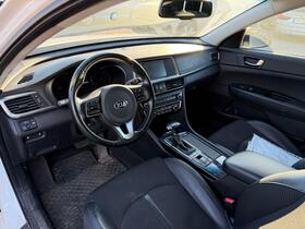 Kia Optima vaihtoauto