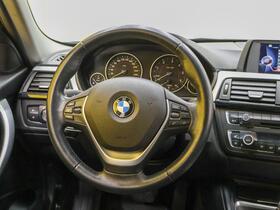 BMW 320 vaihtoauto
